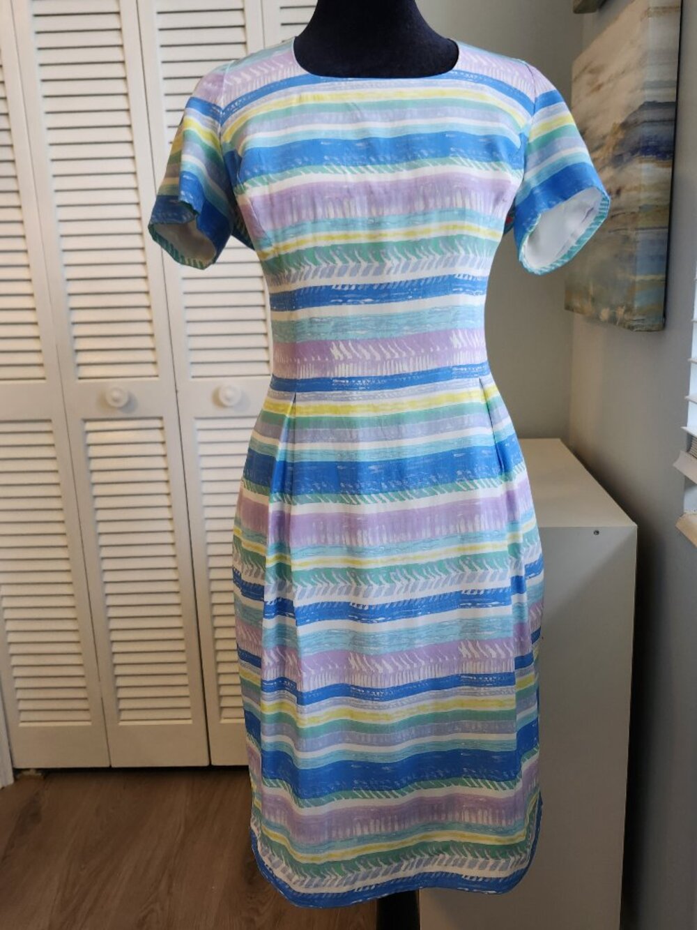 Maggy London Dress size 4 100% Silk Vintage Pastel Stripes Office Retro
